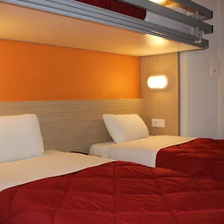 Premiere Classe St Quentin En Yvelines Elancourt * Trappes