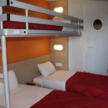 Premiere Classe St Quentin En Yvelines Elancourt Trappes