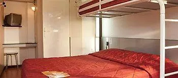 Hotel Premiere Classe St Quentin En Yvelines Elancourt *